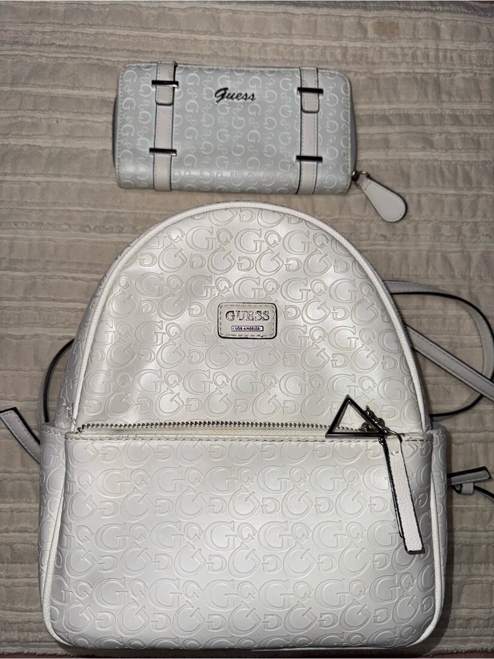 GUESS White Embossed Logo Backpack with Matching Wallet
